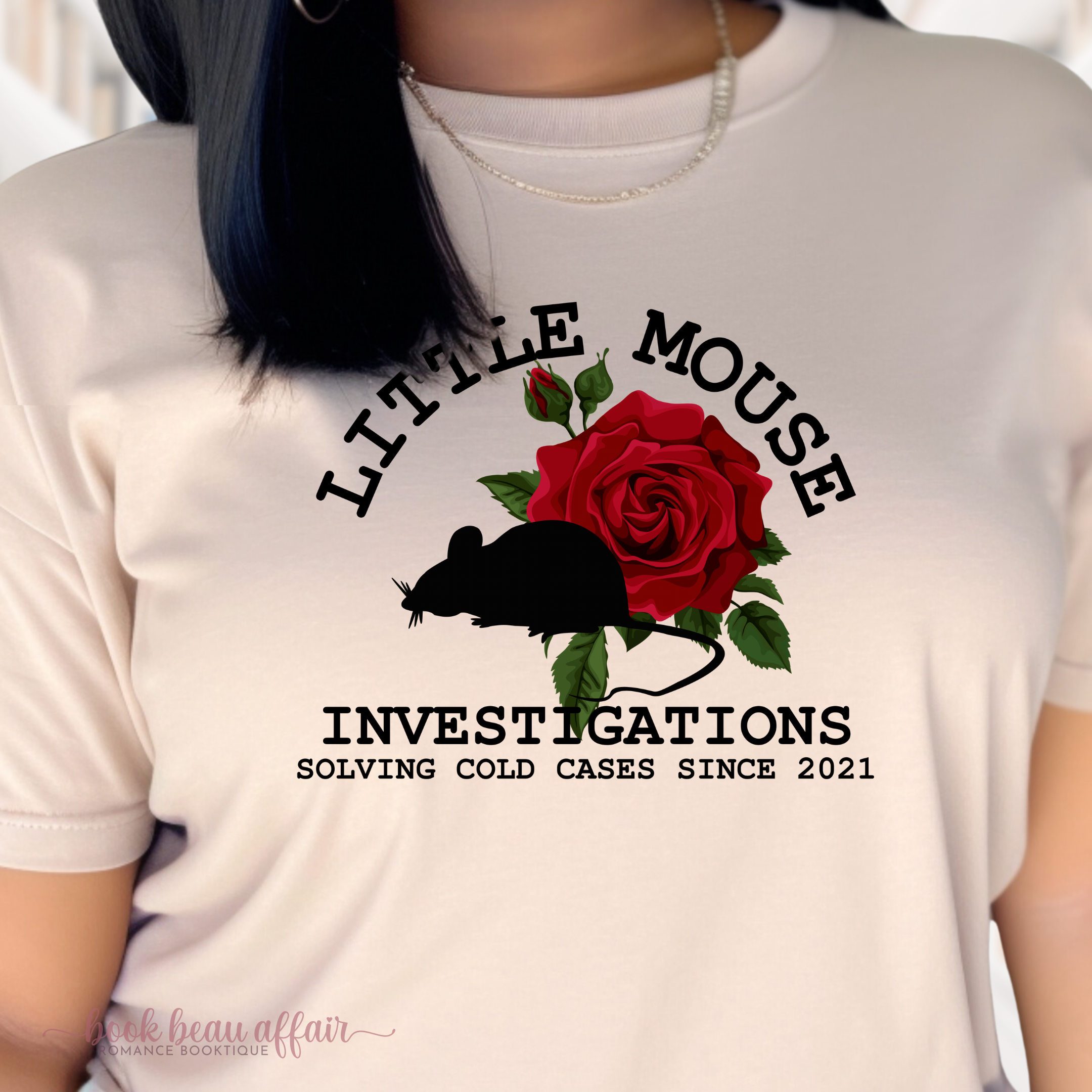 CLOSE UP Little Mouse Investigations, Solving cold cases since 2021, Haunting Adeline, Zade Meadows, Run little Mouse, Bookish tee, Sand TAN